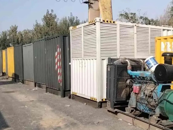 周宁200KW柴油发电机机组每小时油耗是多少？